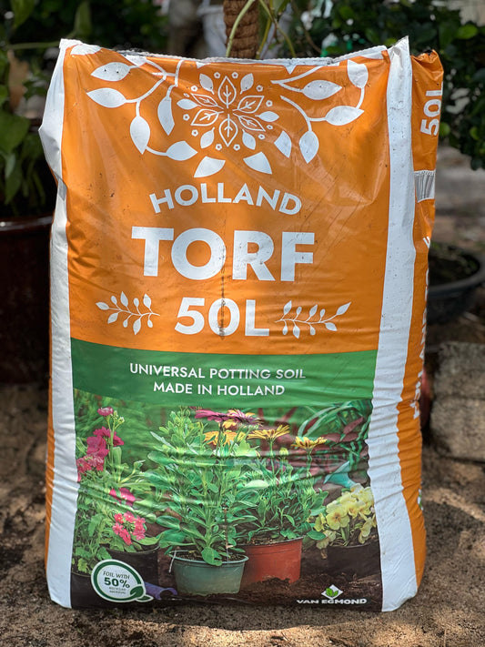50-liter bag of Plant House Terreau Substrate Holland, suitable for plant growth and soil improvement.